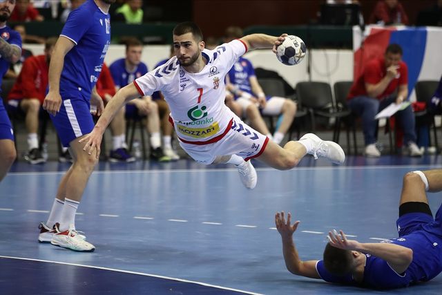 Kojadinović na debiju u dresu Srbije protiv Slovačke u Novom Sadu (©MN Press)